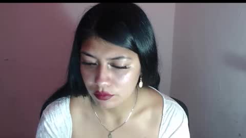 Snapshot of peytonbrunette chatting on February 7, 6:50 am Dulce online show from February 7, 6:50 am