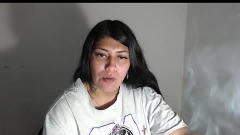 Snapshot of peytonbrunette chatting on April 1, 2:23 am Dulce online show from April 1, 2:23 am