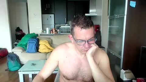 Snapshot of pg19clp4191zm chatting on March 5, 3:08 pm Alex online show from March 5, 3:08 pm