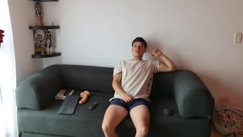 Snapshot of pgcf95 chatting on March 13, 4:57 pm pgcf95 online show from March 13, 4:57 pm