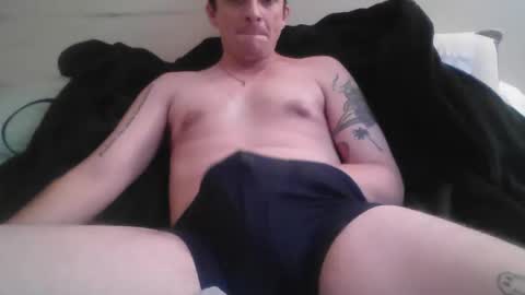 Snapshot of pgramlin09 chatting on April 9, 8:58 pm pgramlin09 online show from April 9, 8:58 pm