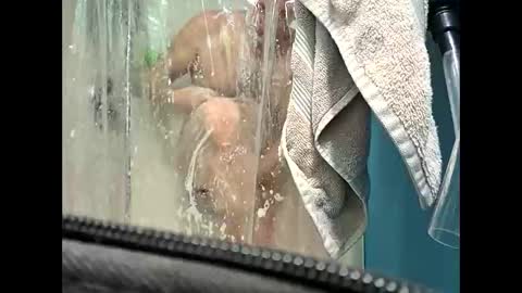 phase124 online show from April 15, 12:12 pm