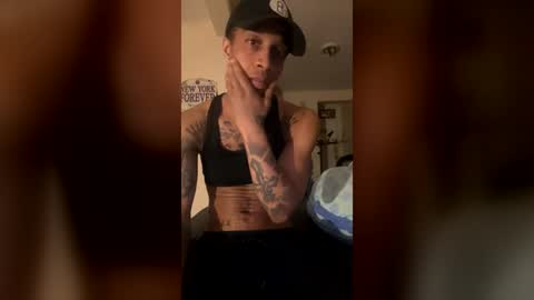 Snapshot of phat_ftm_klit87 chatting on June 16, 3:31 am phat_ftm_klit87 online show from June 16, 3:31 am