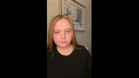 Snapshot of phatassblond chatting on January 18, 5:15 pm PhatAssBlond online show from January 18, 5:15 pm