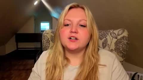 PhatAssBlond online show from May 16, 9:13 pm