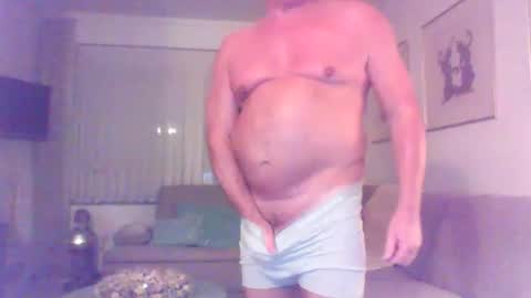 Phil online show from October 20, 7:36 pm