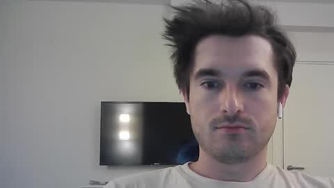 PhilipBorison online show from September 20, 4:35 am