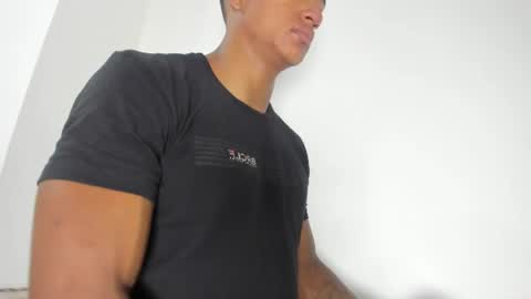 philip_cuellar online show from July 19, 1:48 pm