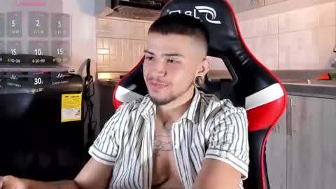 phil online show from November 20, 11:26 pm