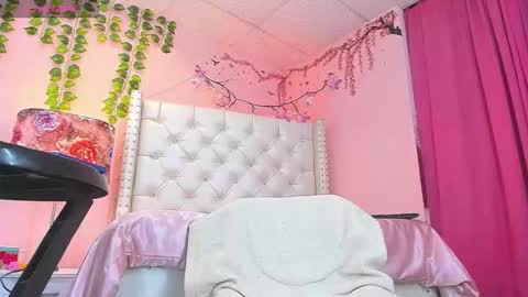 PHILLIP online show from February 24, 2:09 am