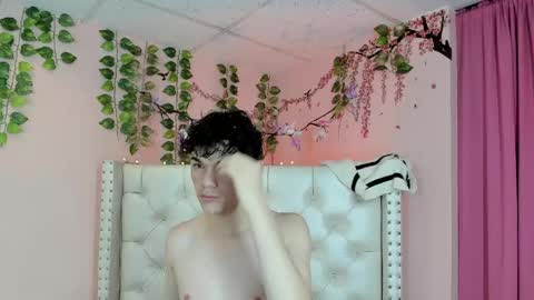 PHILLIP online show from May 19, 5:14 am