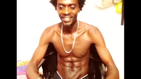 Snapshot of phillipp_hott chatting on January 28, 11:28 pm 2 pac shakur online show from January 28, 11:28 pm