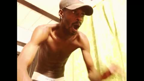 Snapshot of phillipp_hott chatting on September 12, 4:12 am 2 pac shakur online show from September 12, 4:12 am
