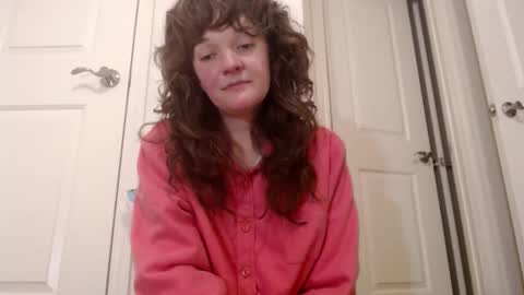 Snapshot of philosophies123 chatting on January 17, 12:20 am sophie online show from January 17, 12:20 am