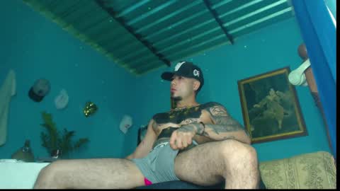 phlilloyhighclouds online show from January 10, 11:43 am