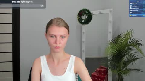 Phoebe online show from December 6, 12:27 pm