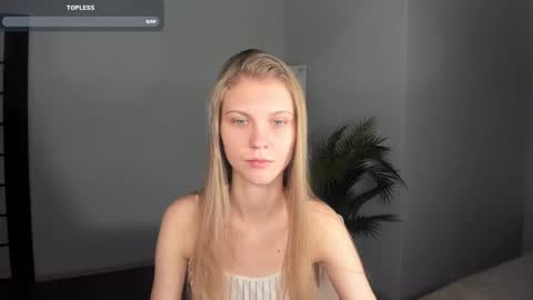 Phoebe online show from January 16, 5:21 am