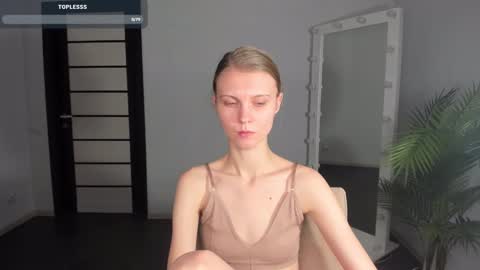 Phoebe online show from January 19, 12:28 am