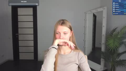 Phoebe online show from February 12, 12:12 pm