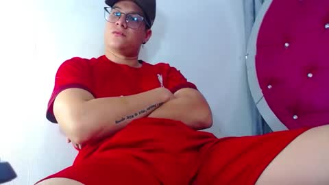 AdnierGnz online show from December 16, 10:40 am