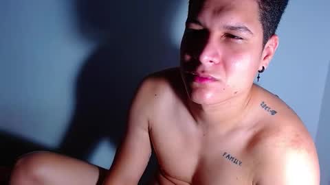 AdnierGnz online show from December 22, 1:00 pm