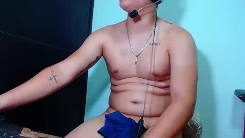 AdnierGnz online show from February 14, 10:38 am