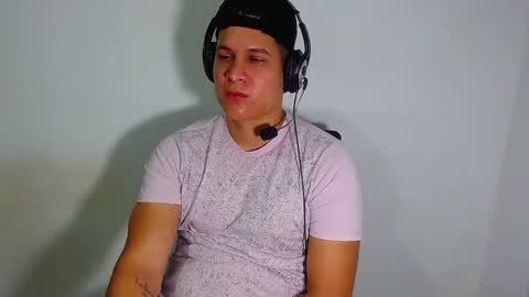 AdnierGnz online show from March 9, 4:22 pm