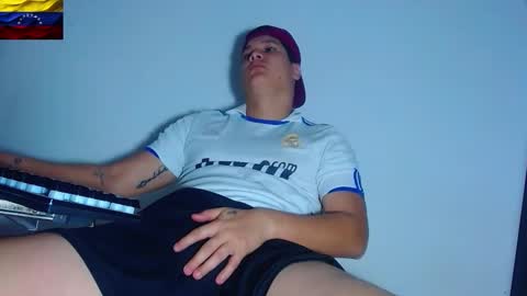 AdnierGnz online show from March 13, 2:34 pm