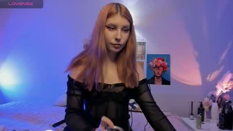 Snapshot of phoenixvale chatting on September 29, 3:06 pm Phoenixvale Pls follow me online show from September 29, 3:06 pm