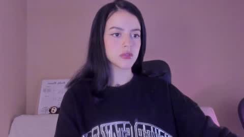 Snapshot of phoenixx_x chatting on March 24, 5:07 pm phoenixx_x online show from March 24, 5:07 pm