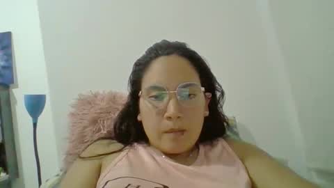 phoop_lilaa online show from February 6, 8:56 pm
