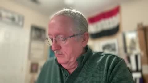 Snapshot of phrodeaux chatting on February 4, 6:36 pm Phrodeaux online show from February 4, 6:36 pm