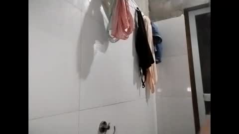 Snapshot of phuong_vietnam chatting on March 29, 12:49 pm phuong_vietnam online show from March 29, 12:49 pm