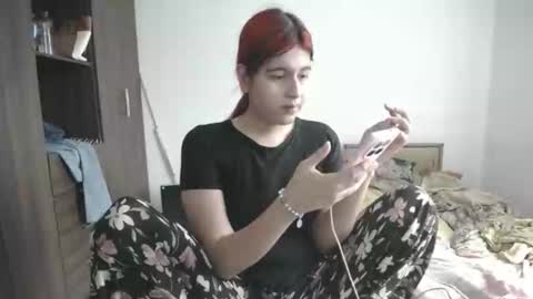 Snapshot of pia_alonzo30 chatting on March 10, 3:28 pm izzy online show from March 10, 3:28 pm