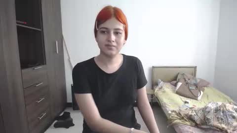 Snapshot of pia_alonzo30 chatting on March 12, 7:20 pm izzy online show from March 12, 7:20 pm