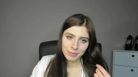 Snapshot of pia_desire chatting on January 6, 9:50 pm P I A online show from January 6, 9:50 pm