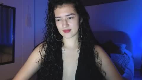piama_burnss online show from March 27, 11:37 pm