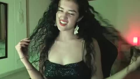 piama_burnss online show from May 12, 11:57 pm