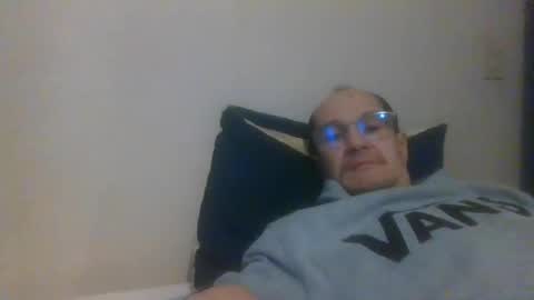 Snapshot of pichoun71 chatting on January 25, 8:10 am pichoun71 online show from January 25, 8:10 am