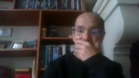 Snapshot of pichoun71 chatting on February 8, 10:18 am pichoun71 online show from February 8, 10:18 am