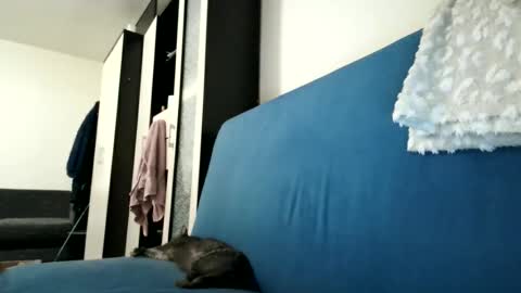 Snapshot of pieceofmoon chatting on May 22, 6:57 pm Moonie online show from May 22, 6:57 pm