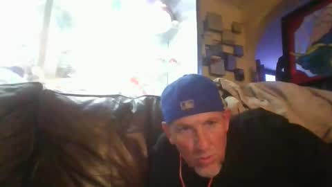 Snapshot of pierce702420 chatting on March 27, 8:48 am pierce702420 online show from March 27, 8:48 am