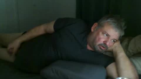 Snapshot of pierreth3 chatting on December 16, 9:03 am pierreth3 online show from December 16, 9:03 am