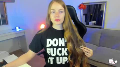 PiinkPandora online show from October 22, 9:58 pm