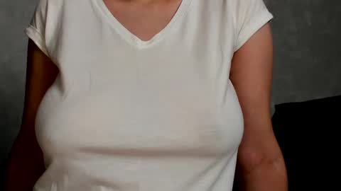 Snapshot of pikanikaah chatting on December 22, 10:25 pm PikaNikaAh online show from December 22, 10:25 pm