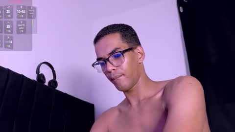 pikashuu7u7 online show from October 9, 12:08 am