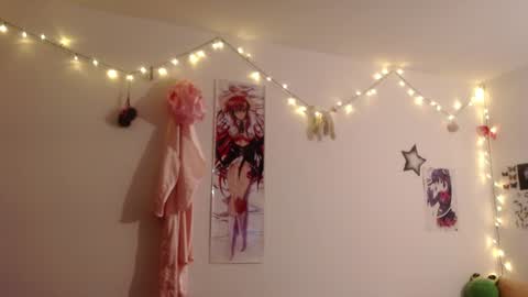 Snapshot of pikawiii chatting on February 7, 2:08 am ill be back on monday 18th of november online show from February 7, 2:08 am