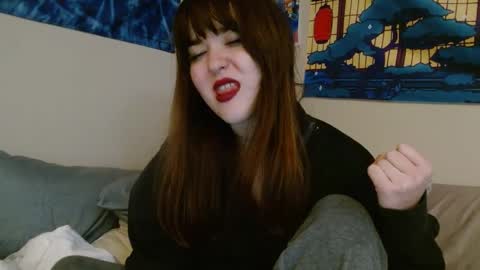 Snapshot of pillogoddess chatting on December 4, 2:48 pm PilloGoddess online show from December 4, 2:48 pm