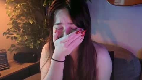 PilloGoddess online show from May 22, 8:14 pm