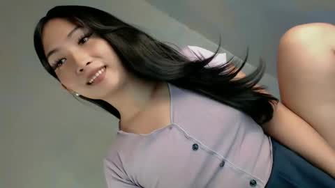 Snapshot of pillow_whispers chatting on May 31, 1:51 pm jane online show from May 31, 1:51 pm